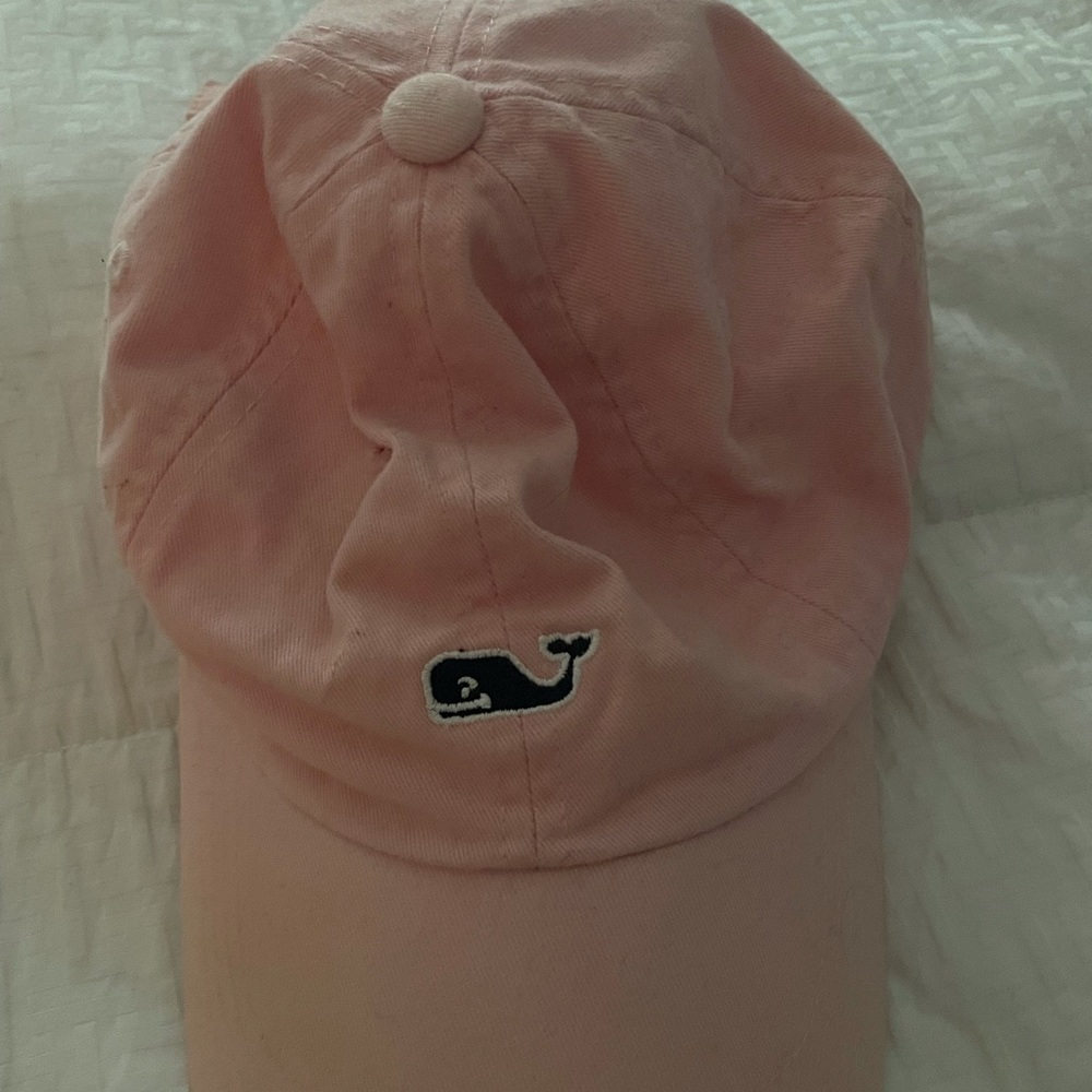 Light pink vineyard vines hat